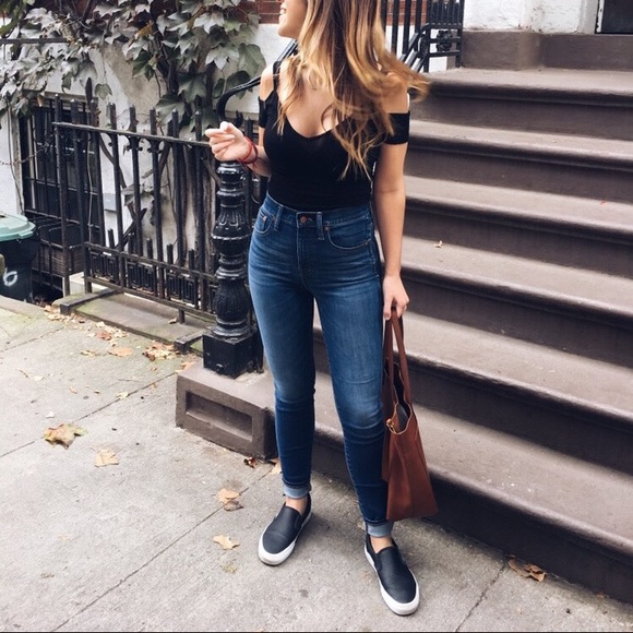 UO Project Social T Cold Shoulder Top - Picture 5 of 5